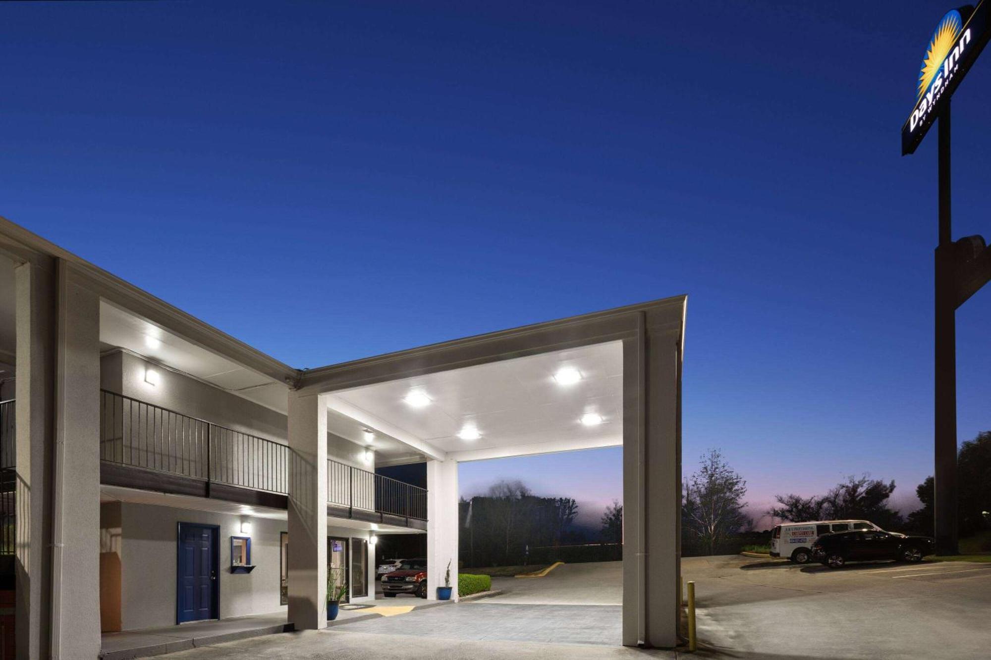Days Inn By Wyndham Douglasville-Atlanta-Fairburn Road Buitenkant foto