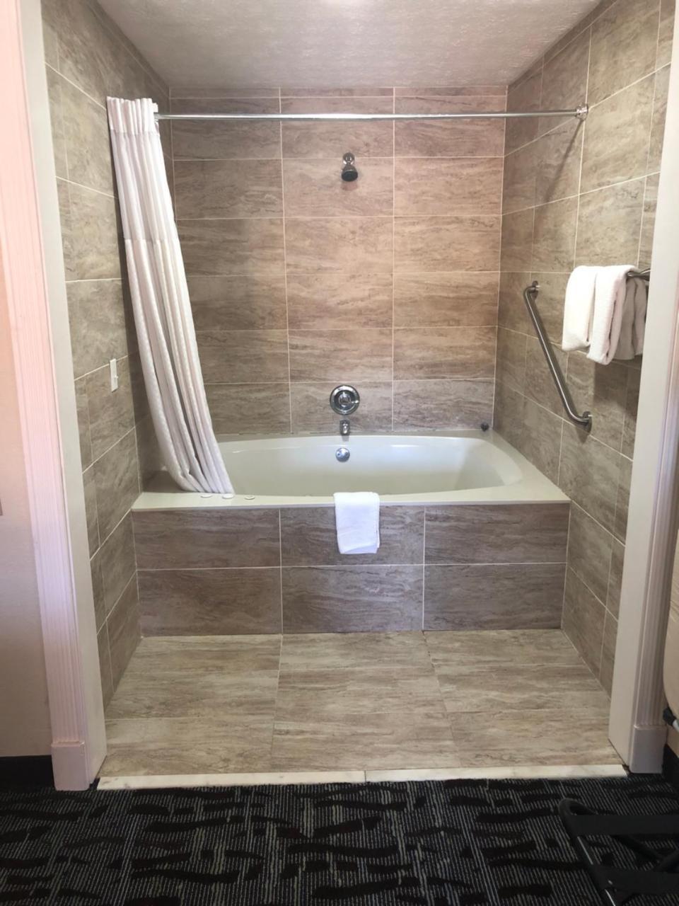 Days Inn By Wyndham Douglasville-Atlanta-Fairburn Road Buitenkant foto